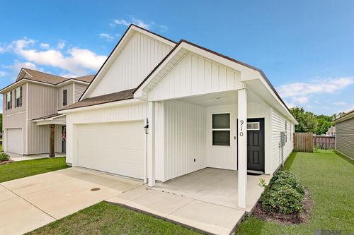 910 Drago Dr, Baton Rouge, LA, 70820-7737 | Card Image