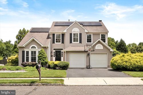 8 Trellis Way, Robbinsville, NJ, 08691-1615 | Card Image