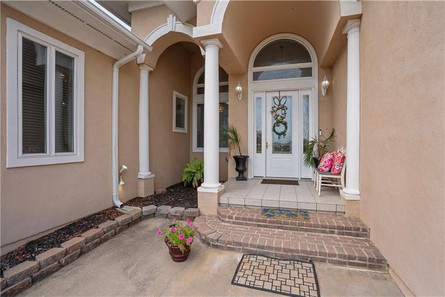 1702 Cedar Ridge Rd, House other with 4 bedrooms, 4 bathrooms and null parking in Parsons KS | Image 9