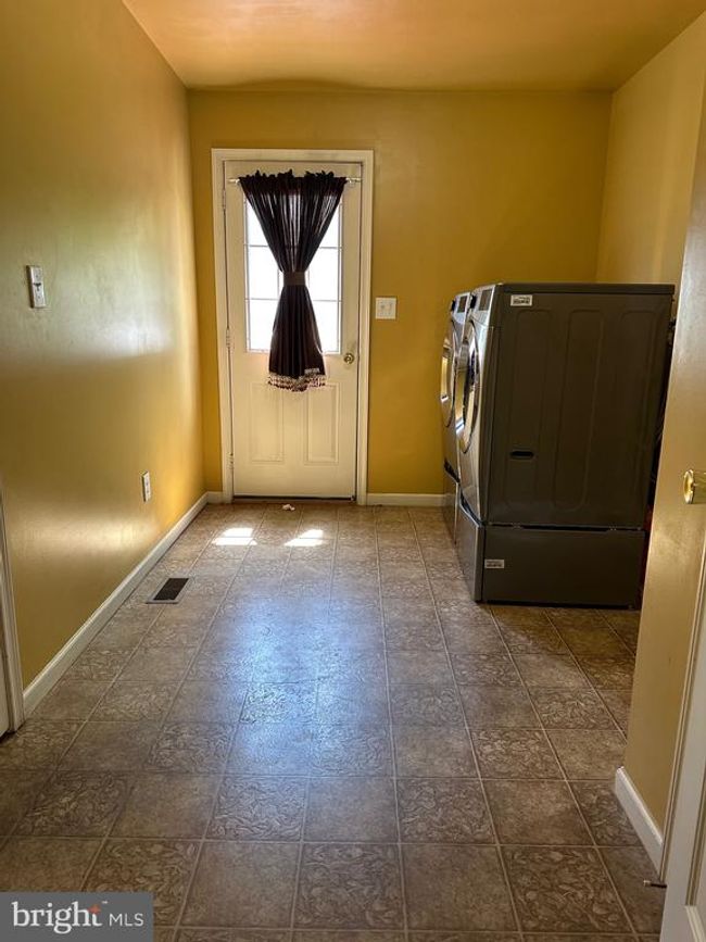 8 Nancy Cir, House other with 4 bedrooms, 4 bathrooms and null parking in READING PA | Image 16