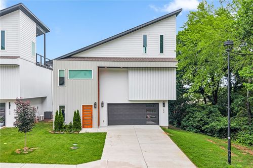 204 S Forest Canyon Ave, Fayetteville, AR, 72701-4751 | Card Image
