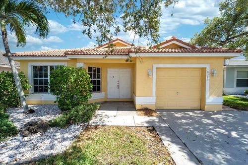 16373 Nw 23rd St, Pembroke Pines, FL, 33028-1785 | Card Image