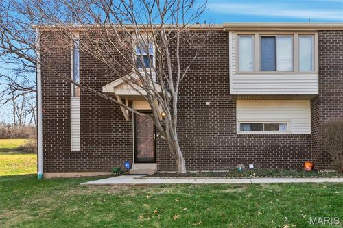 12300 Rossridge Ct, Saint Louis, MO, 63146-4607 | Card Image