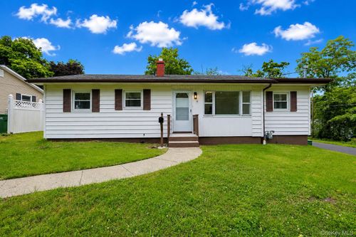 19 Judd Pl, Goshen, NY, 10924-1707 | Card Image