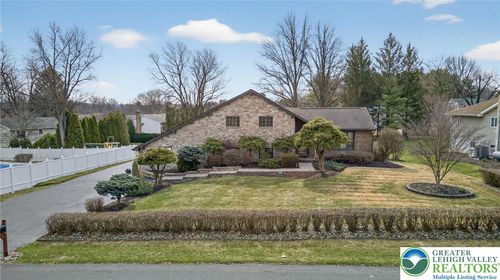 6404 Fir Rd, Allentown, PA, 18104-9584 | Card Image