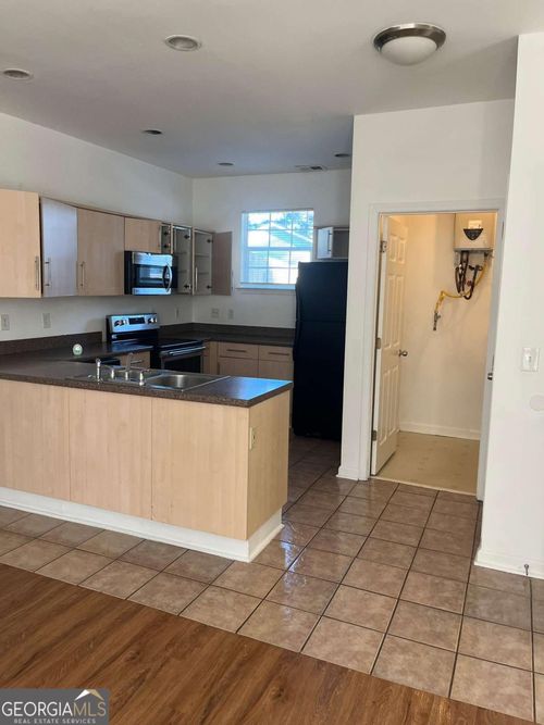 2596 Bates St Se, Smyrna, GA, 30080-2408 | Card Image