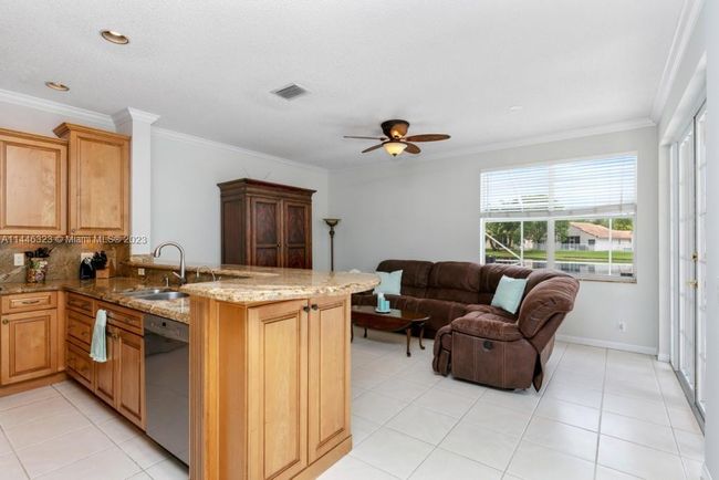 0 - 177 E Bayridge Dr, House other with 4 bedrooms, 2 bathrooms and null parking in Weston FL | Image 30