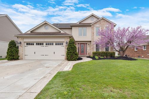 44113 Rivergate Dr, Clinton Township, MI, 48038-1369 | Card Image