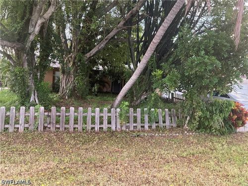 4201 32nd Avenue Sw, NAPLES, FL, 34116 | Card Image