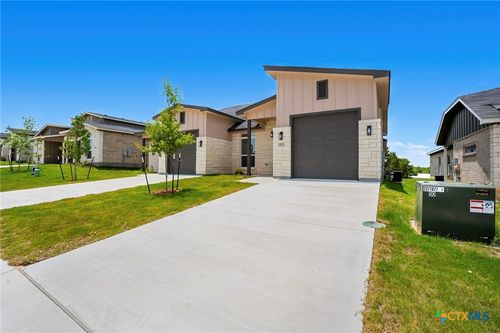 1303 Lone Pine Way, Killeen, TX, 76543 | Card Image