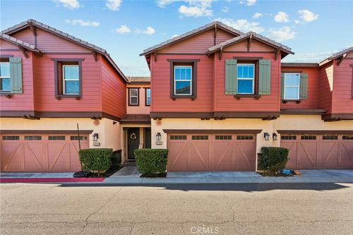 22105 Barrington Way, Saugus, CA, 91350-5746 | Card Image