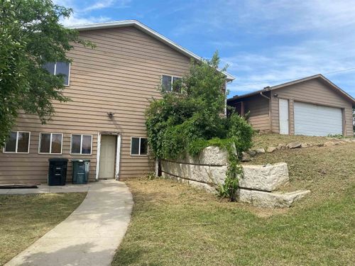 306 Hillview Dr, BOX ELDER, SD, 57719-9553 | Card Image