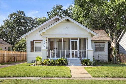 2640 Wisteria St, New Orleans, LA, 70122-6042 | Card Image