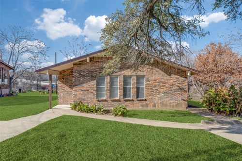 453 Wilshire Ave, Azle, TX, 76020-4063 | Card Image