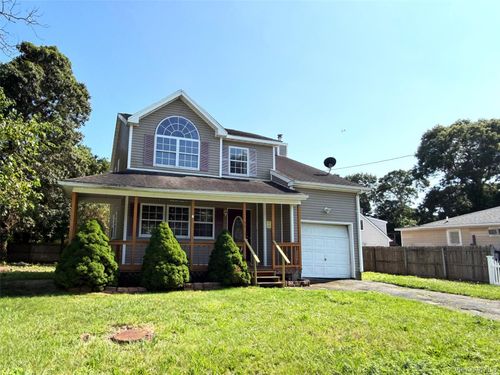 52 Arpage Dr E, Shirley, NY, 11967-3806 | Card Image