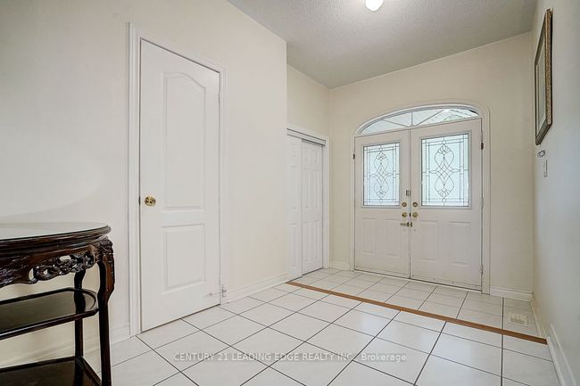 96 Tuscana Blvd, House other with 4 bedrooms, 3 bathrooms and 4 parking in Concord ON | Image 12