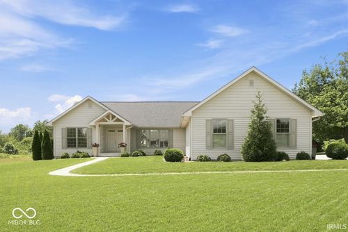 1002 S 8th St, Upland, IN, 46989-9256 | Card Image