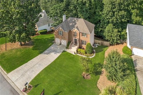 6005 Aderhold Way, Alpharetta, GA, 30004-7866 | Card Image