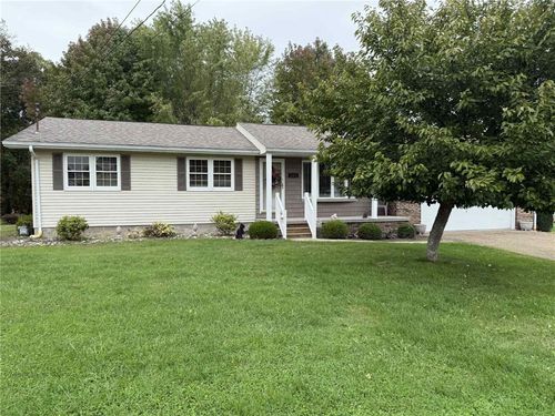 204 Center St, Masontown, PA, 15461-1671 | Card Image