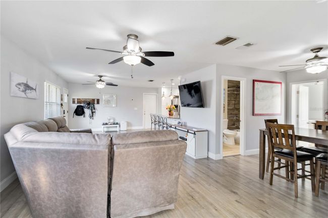 6001 Firefly Ln, House other with 3 bedrooms, 2 bathrooms and null parking in APOLLO BEACH FL | Image 26