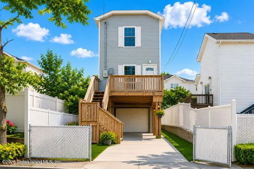 52 Doty Ave, Staten Island, NY, 10305-4721 | Card Image