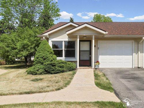 729 Clark #18 Street, Tecumseh, MI, 49286 | Card Image