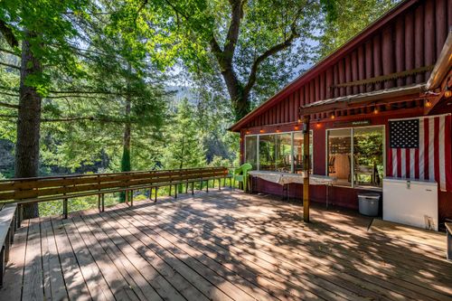 7800 Rogue River Rd, Agness, OR, 97406-9728 | Card Image