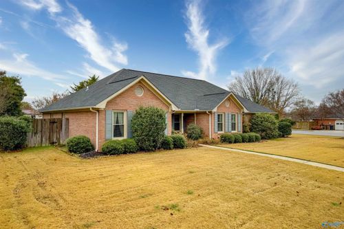 3111 Vicksburg Dr Sw, Decatur, AL, 35603-3174 | Card Image