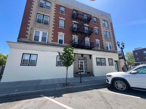 apt-6-7222 Broadway, North Bergen, NJ, 07047-5748 | Card Image