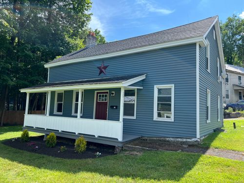 15 John St, Winsted, CT, 06098-1011 | Card Image