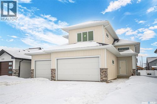 801 Ballesteros Cres, Warman, SK, S0K4S4 | Card Image
