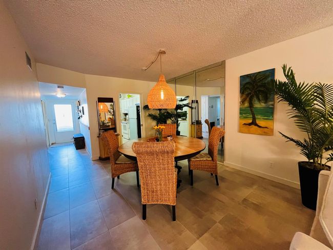 APT-715 - 2440 Sw 22 Nd Ave, Condo with 2 bedrooms, 2 bathrooms and null parking in Delray Beach FL | Image 6