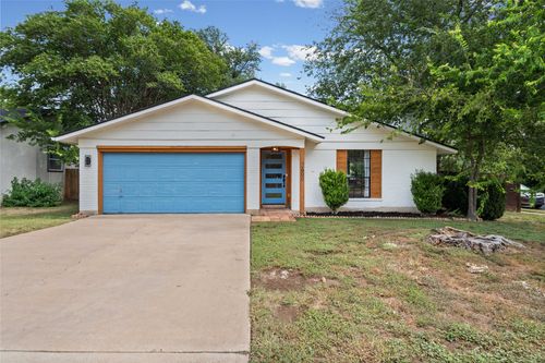 2400 Broken Oak Dr, Austin, TX, 78745-5902 | Card Image