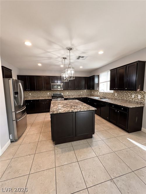 10593 Hamdem, Las Vegas, NV, 89129 | Card Image