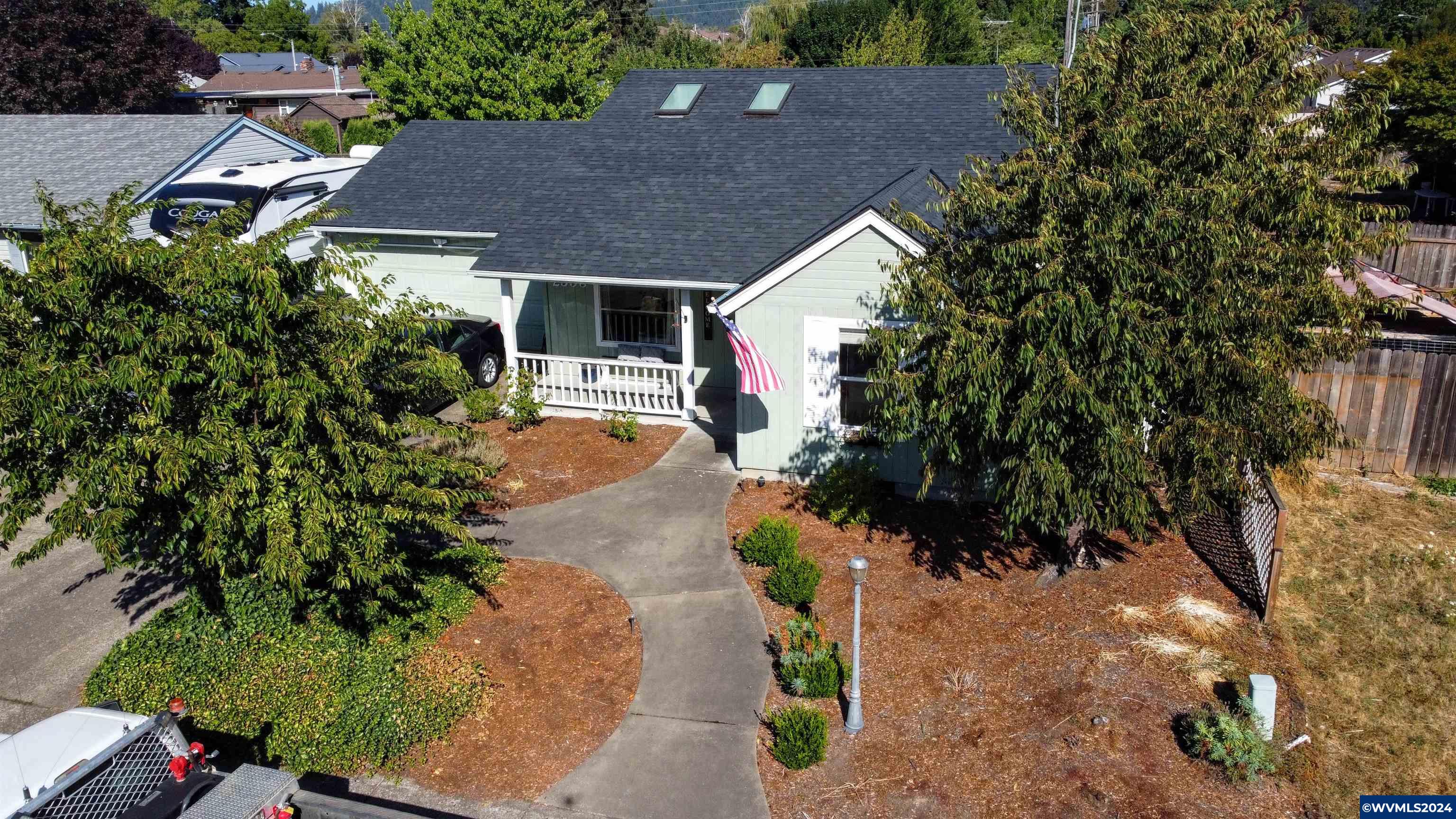7th Pl, Lebanon, OR 97355