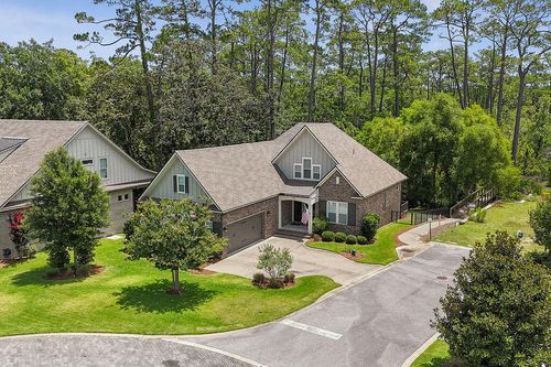 4444 Colleen Cv, Niceville, FL, 32578-2467 | Card Image