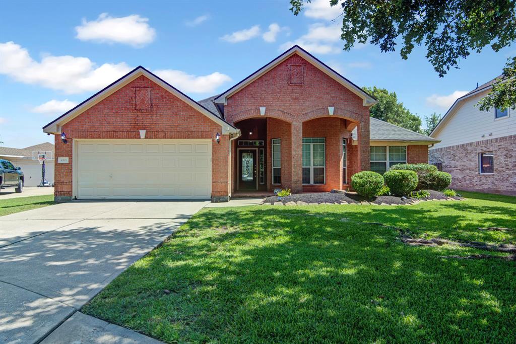 Brookstone Ln, League City, TX 77573