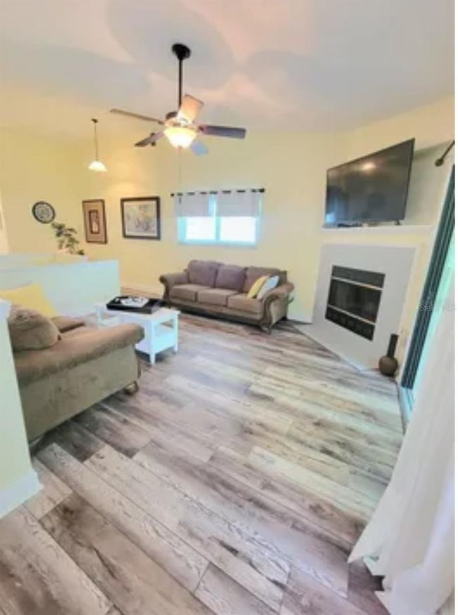 625 Duchess Blvd, Townhouse with 2 bedrooms, 2 bathrooms and null parking in DUNEDIN FL | Image 10
