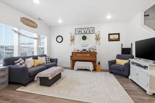 930 W 960 N, Tremonton, UT, 84337-2434 | Card Image