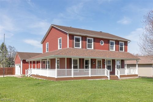 772 Camden Ln, Brunswick, OH, 44212-5618 | Card Image