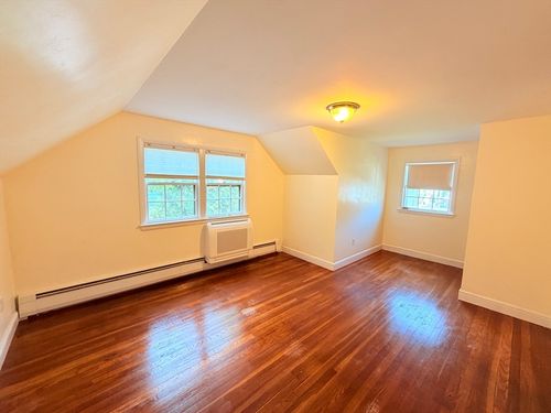 26 Pearl St, Lexington, MA, 02420-2627 | Card Image