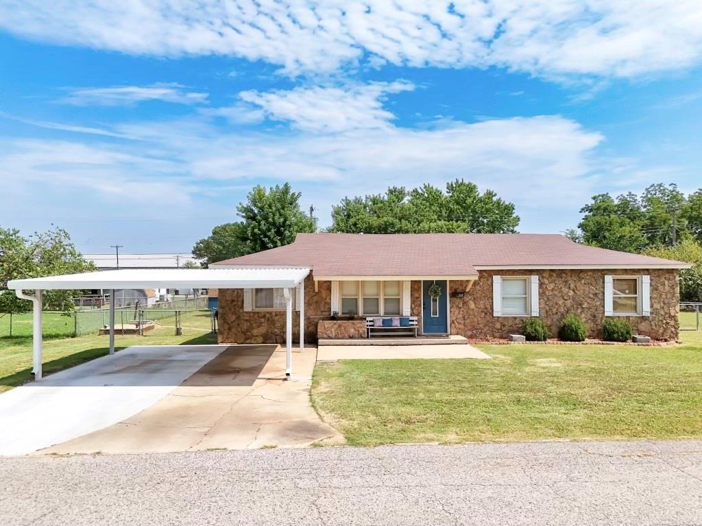 Kimberly Rd, Tecumseh, OK 74873