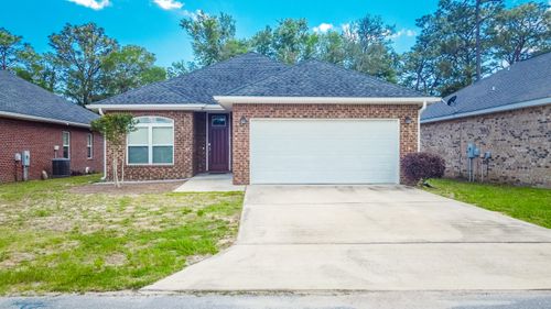 557 Valparaiso Pkwy, Valparaiso, FL, 32580-1136 | Card Image