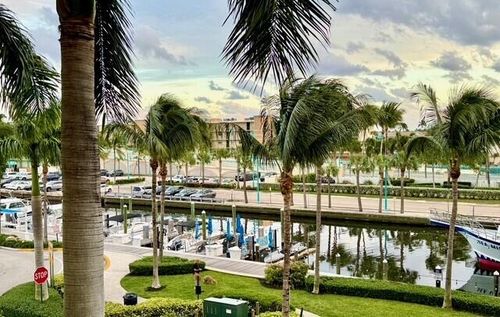 304-625 Casa Loma Blvd, Boynton Beach, FL, 33435-4151 | Card Image