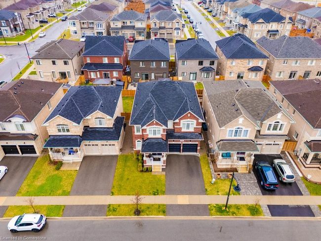 11 Mill Stone Terr, House other with 4 bedrooms, 4 bathrooms and 4 parking in Waterdown ON | Image 41