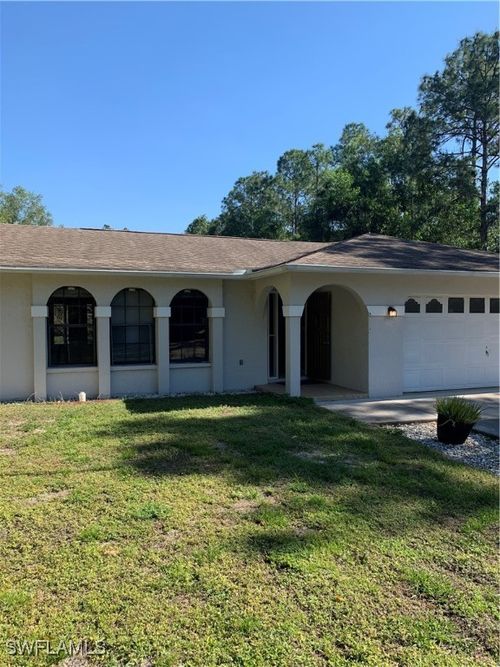 540 2nd St Se, Naples, FL, 34117-9339 | Card Image