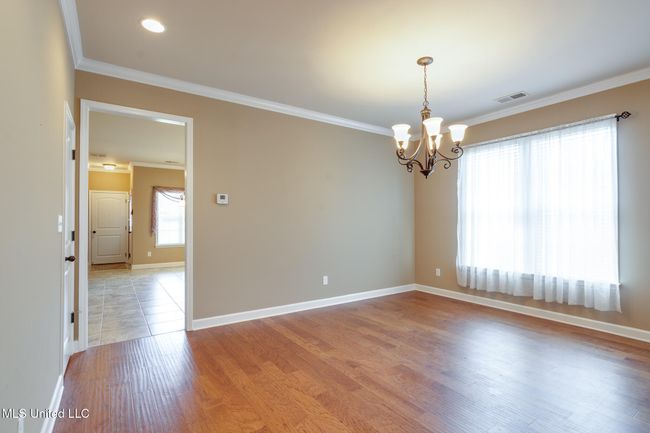 Dining Room | Image 7