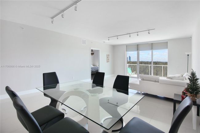 APT-1103 - 14951 Royal Oaks Ln, Condo with 3 bedrooms, 2 bathrooms and null parking in North Miami FL | Image 9