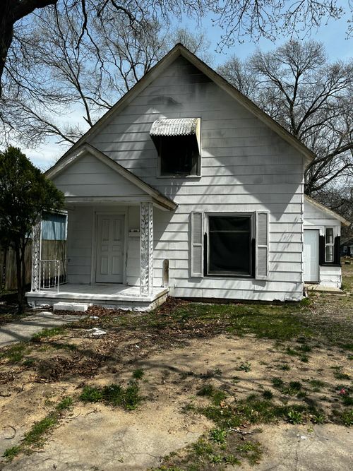 2816 Leahy St, Muskegon Heights, MI, 49444-2126 | Card Image