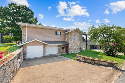 32 Arrowood Ln, Kimberling City, MO, 65686-9493 | Card Image